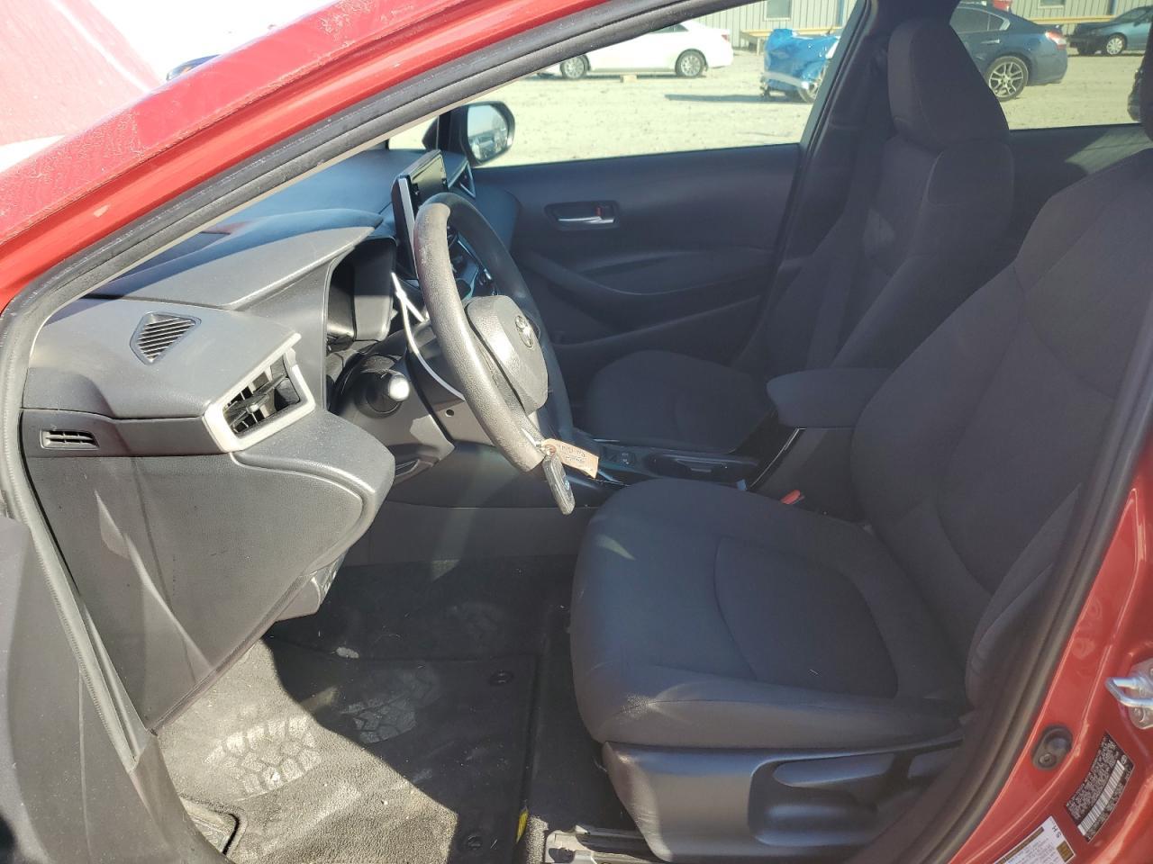 2021 TOYOTA COROLLA LE - Фото 7