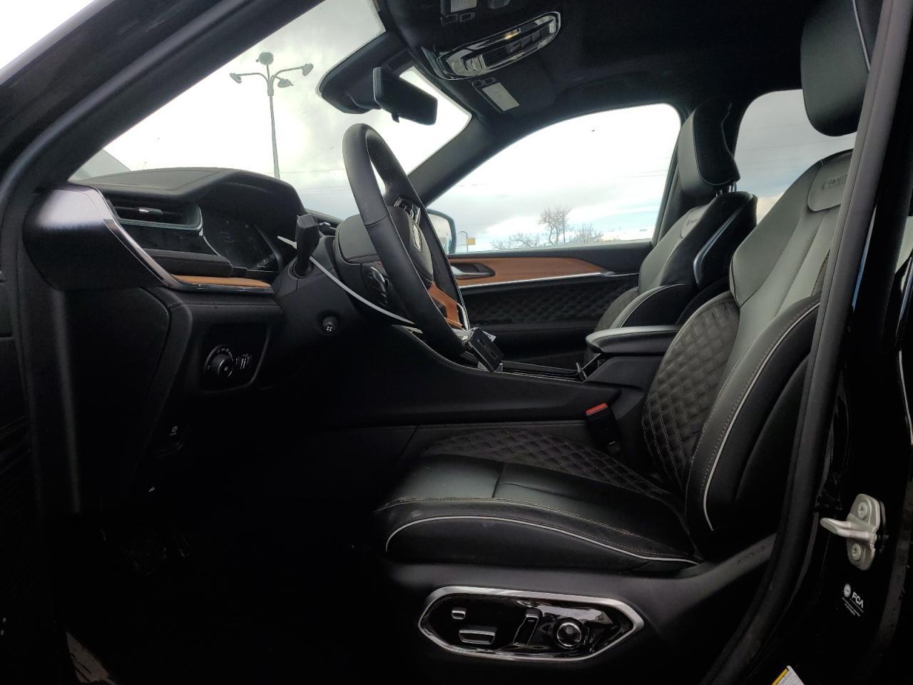 2024 JEEP GRAND CHER - Image 7