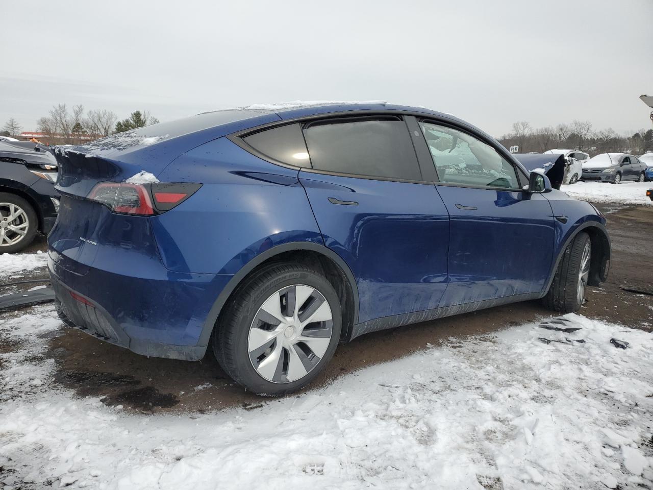 2023 TESLA MODEL Y - Фото 3