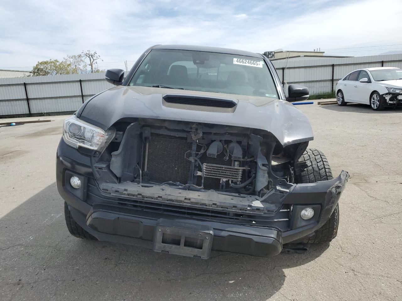 2019 TOYOTA TACOMA DOU - Фото 5