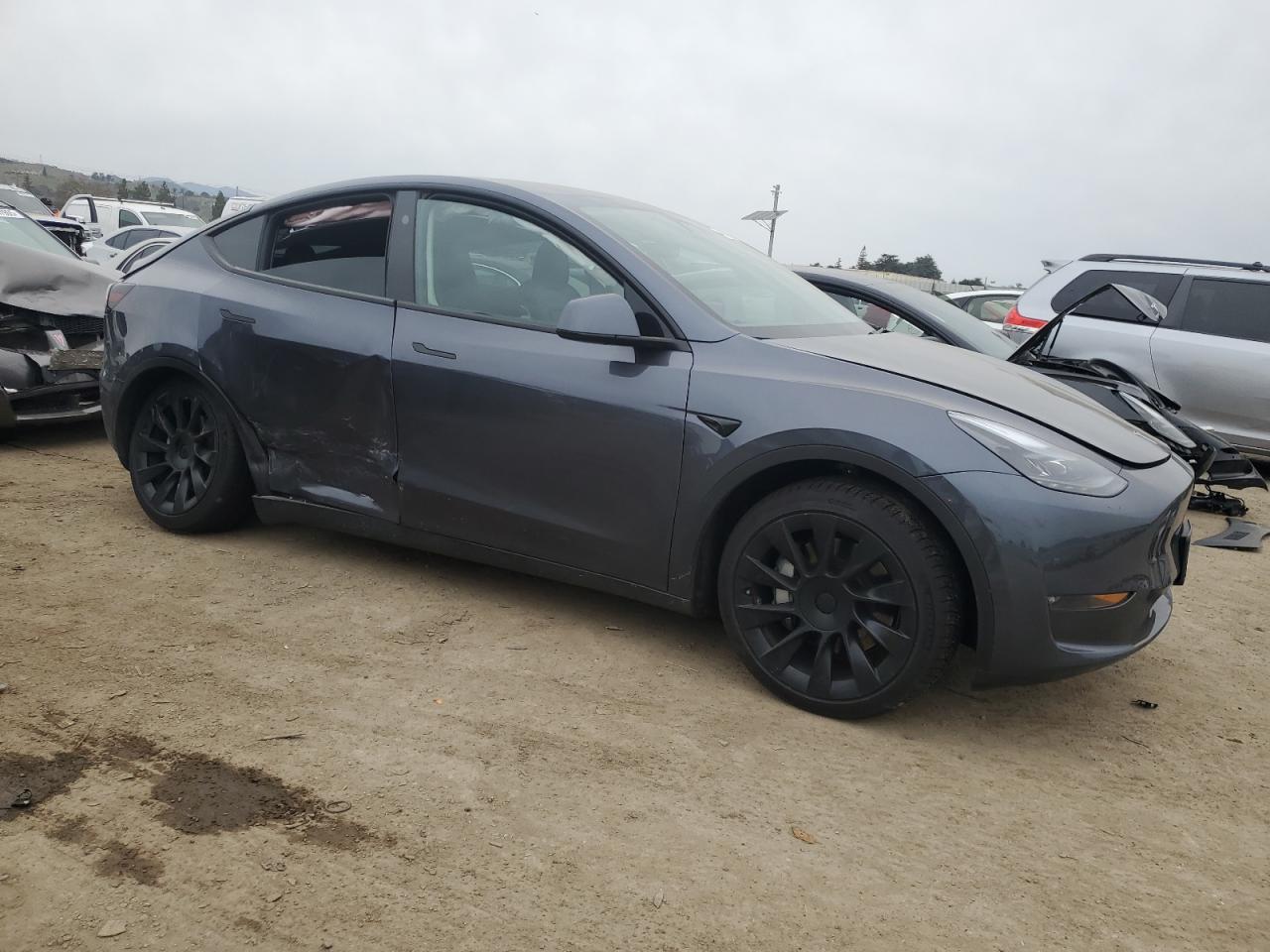 2023 TESLA MODEL Y - Фото 4