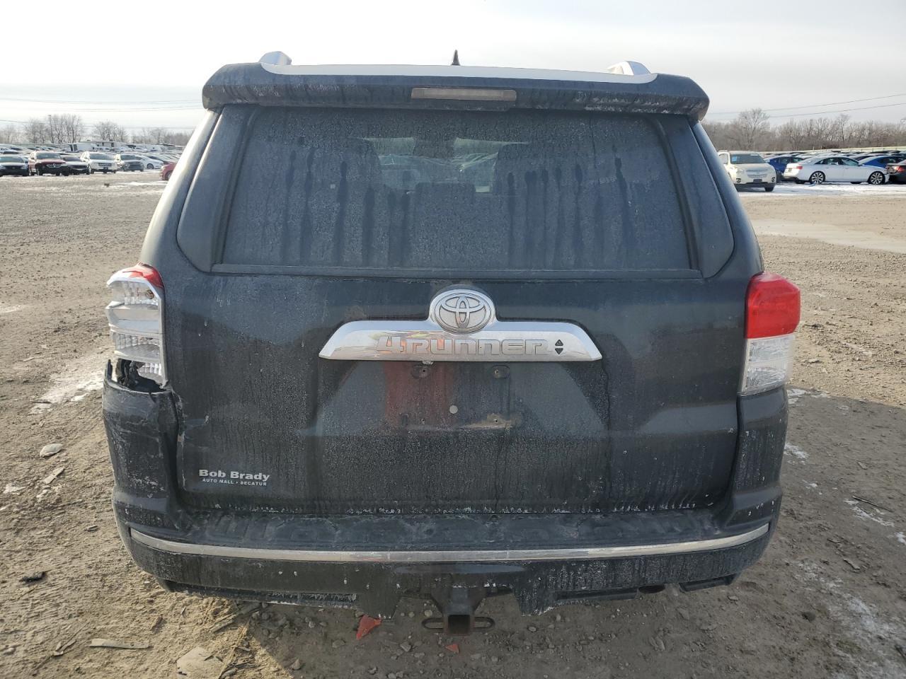 2011 TOYOTA 4RUNNER SR - Image 6