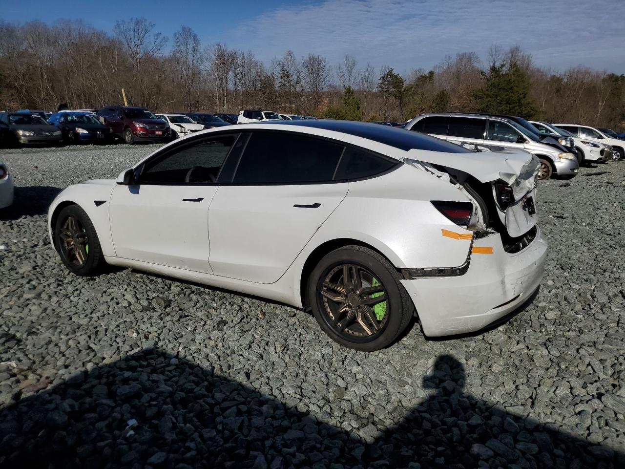 2021 TESLA MODEL 3 - Image 2