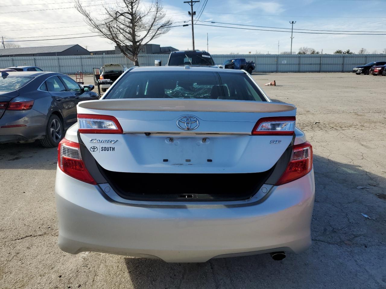 2013 TOYOTA CAMRY L - Image 6