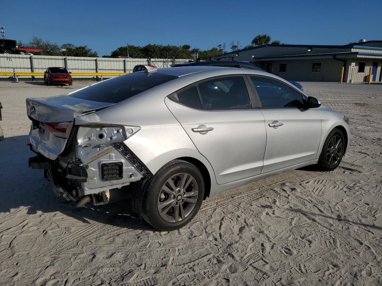 2018 HYUNDAI ELANTRA SE - Image 3