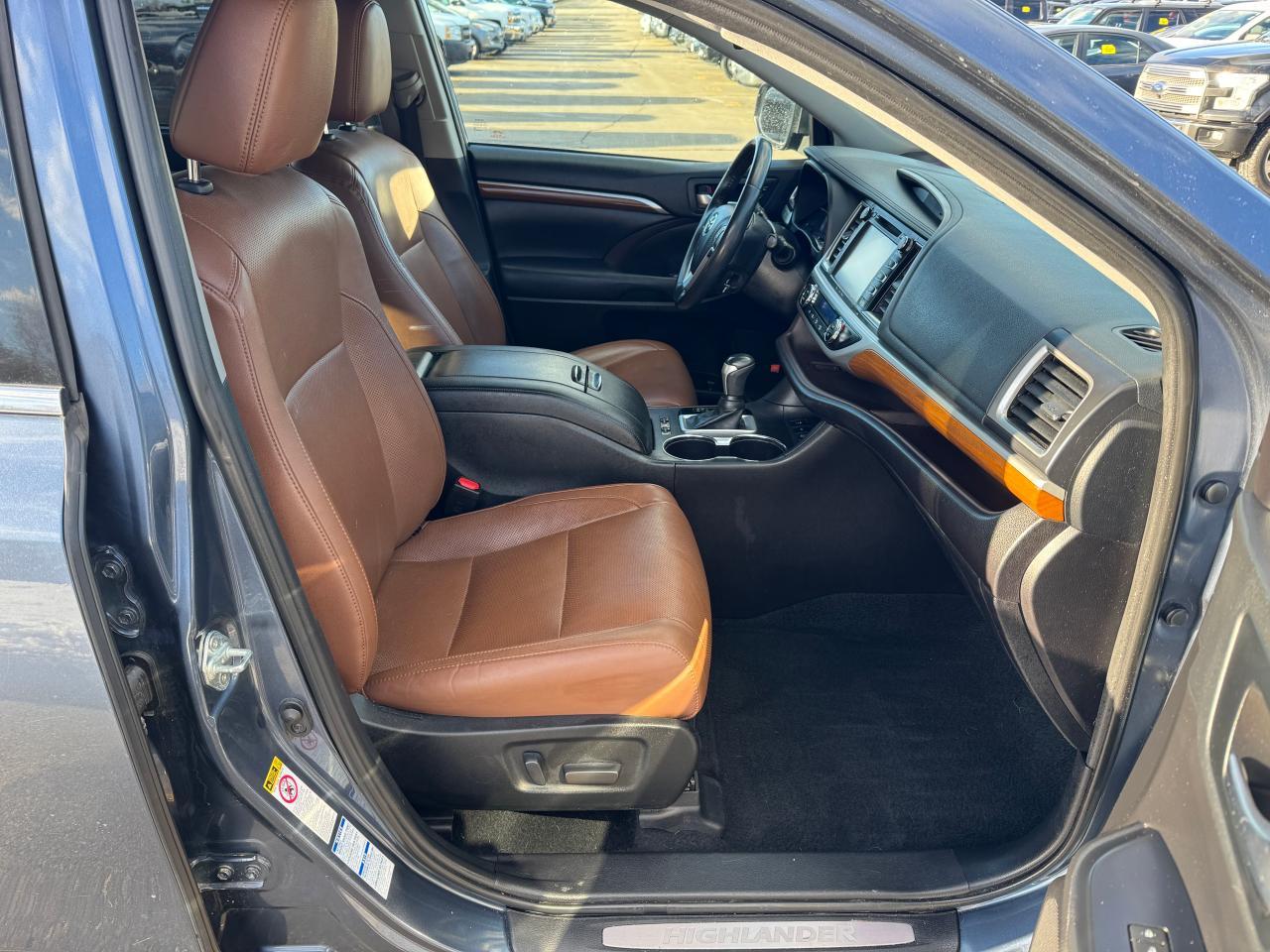 2019 TOYOTA HIGHLANDER - Image 5