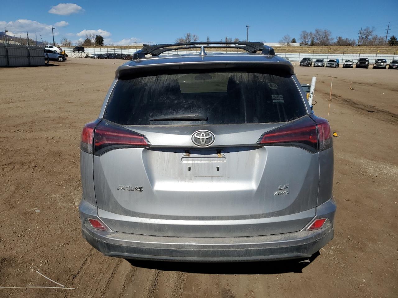 2017 TOYOTA RAV4 LE - Фото 6