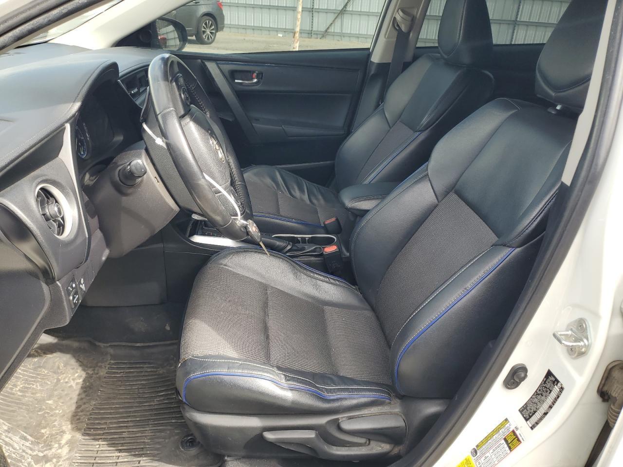 2018 TOYOTA COROLLA L - Image 7