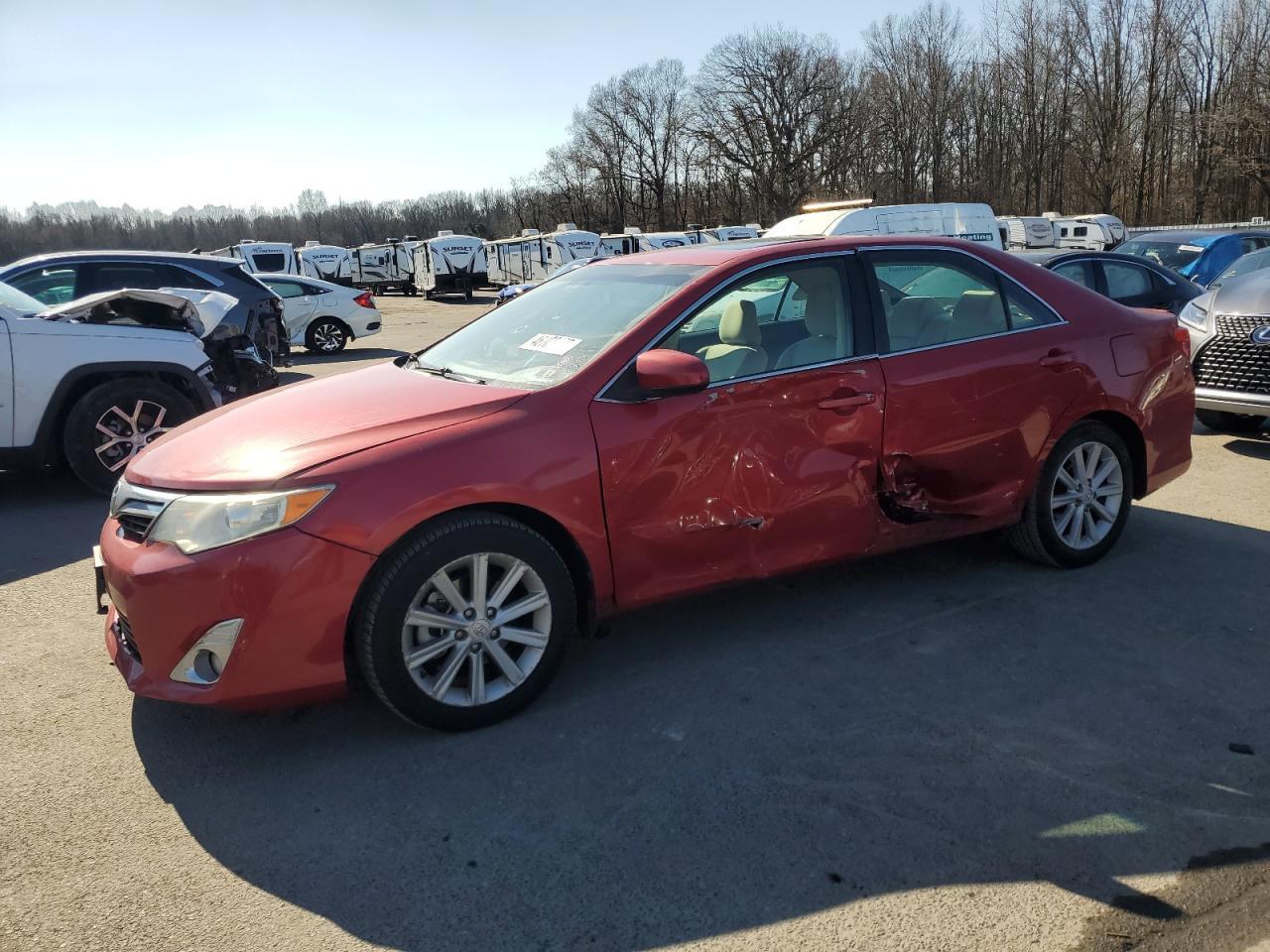 2014 TOYOTA CAMRY L