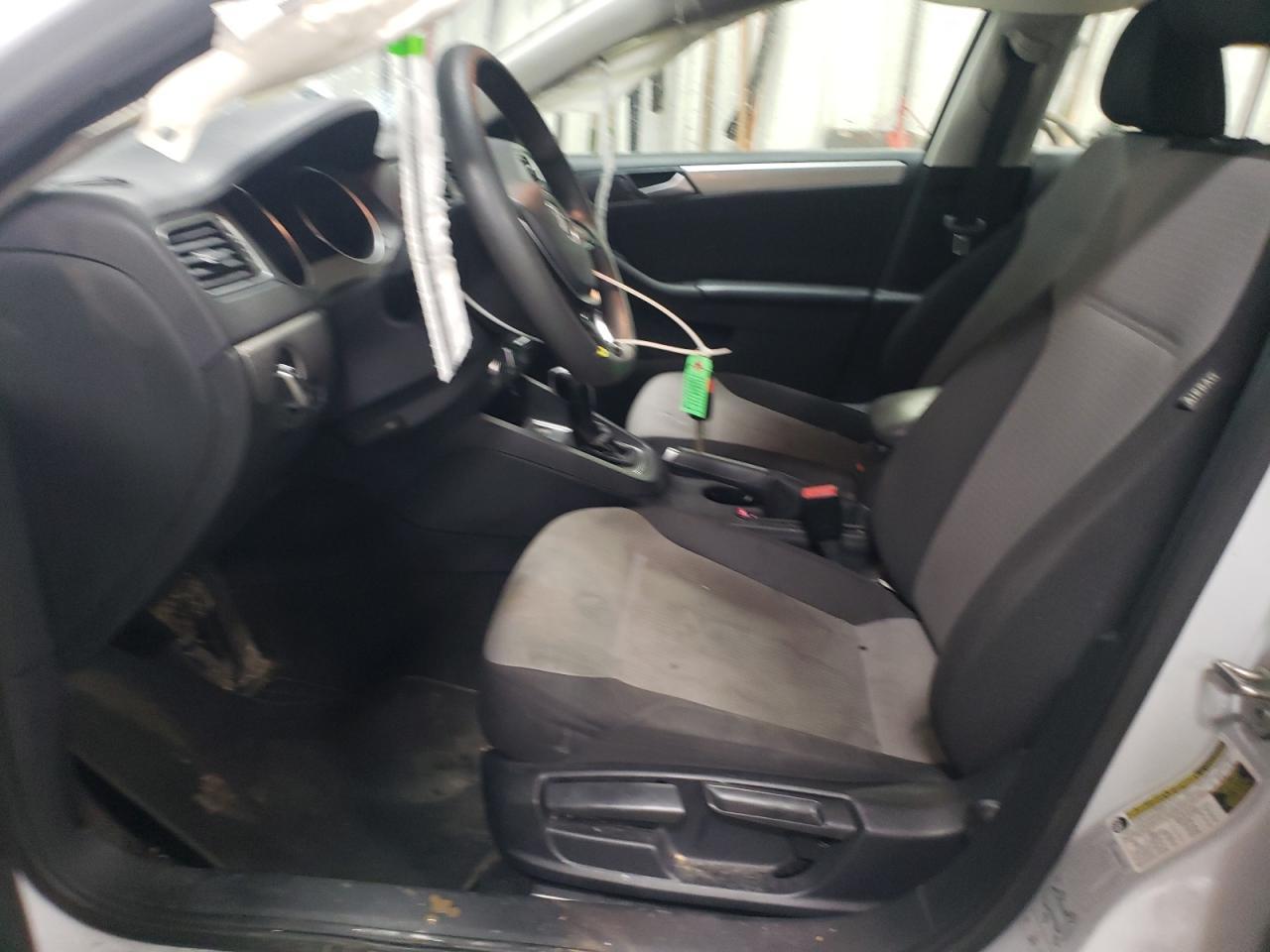 2017 VOLKSWAGEN JETTA S - Image 7