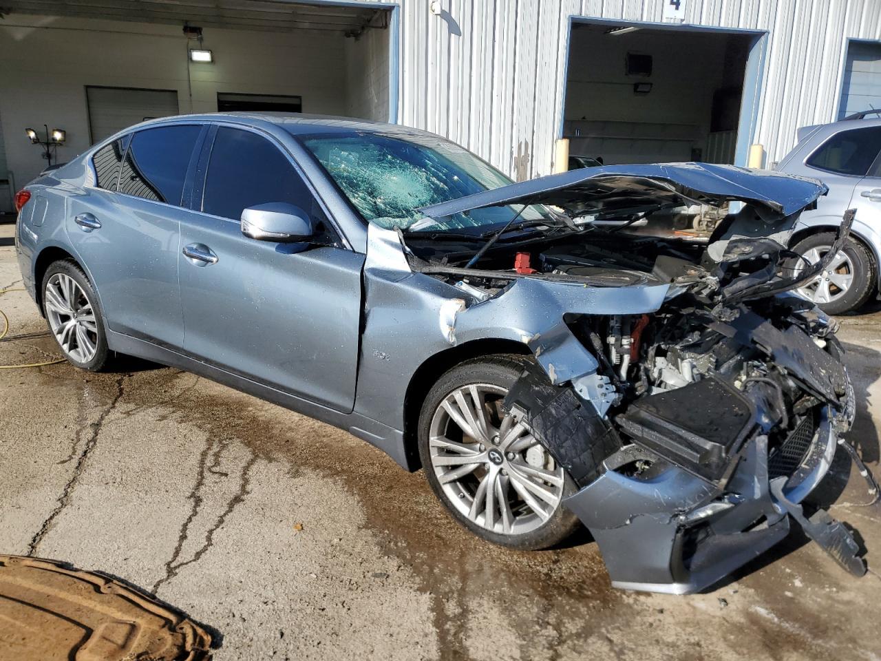 2018 INFINITI Q50 LUXE - Image 4