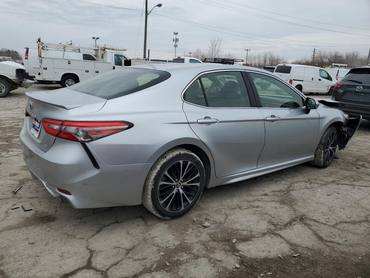 2018 TOYOTA CAMRY L - Image 3