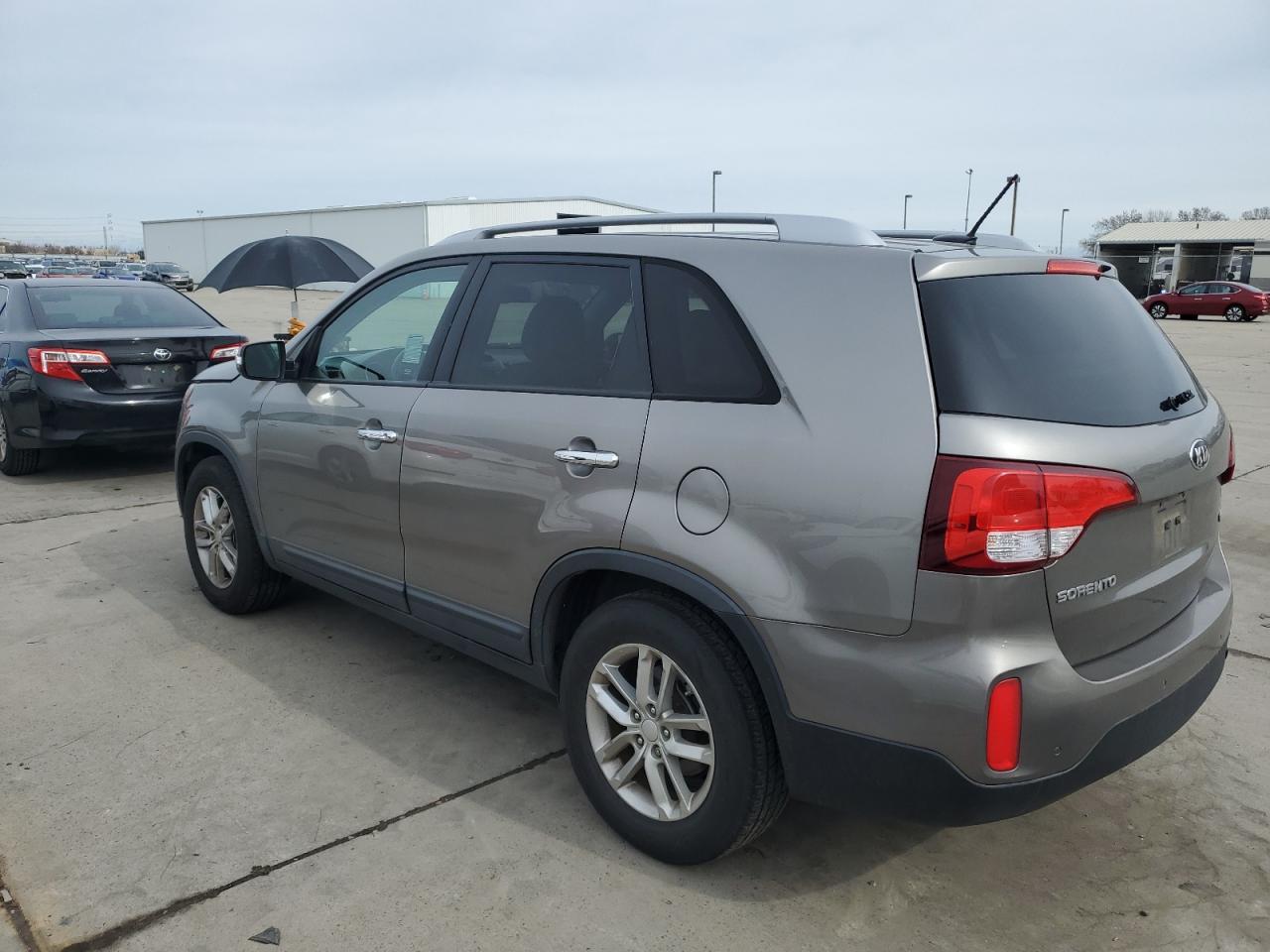 2014 KIA SORENTO LX - Фото 2
