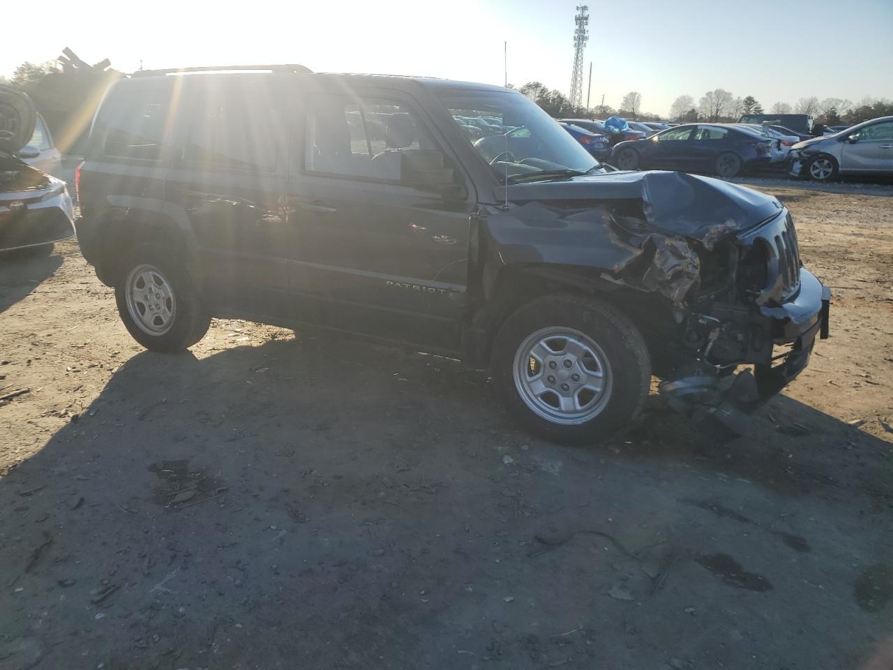 2015 JEEP PATRIOT SP - Фото 4