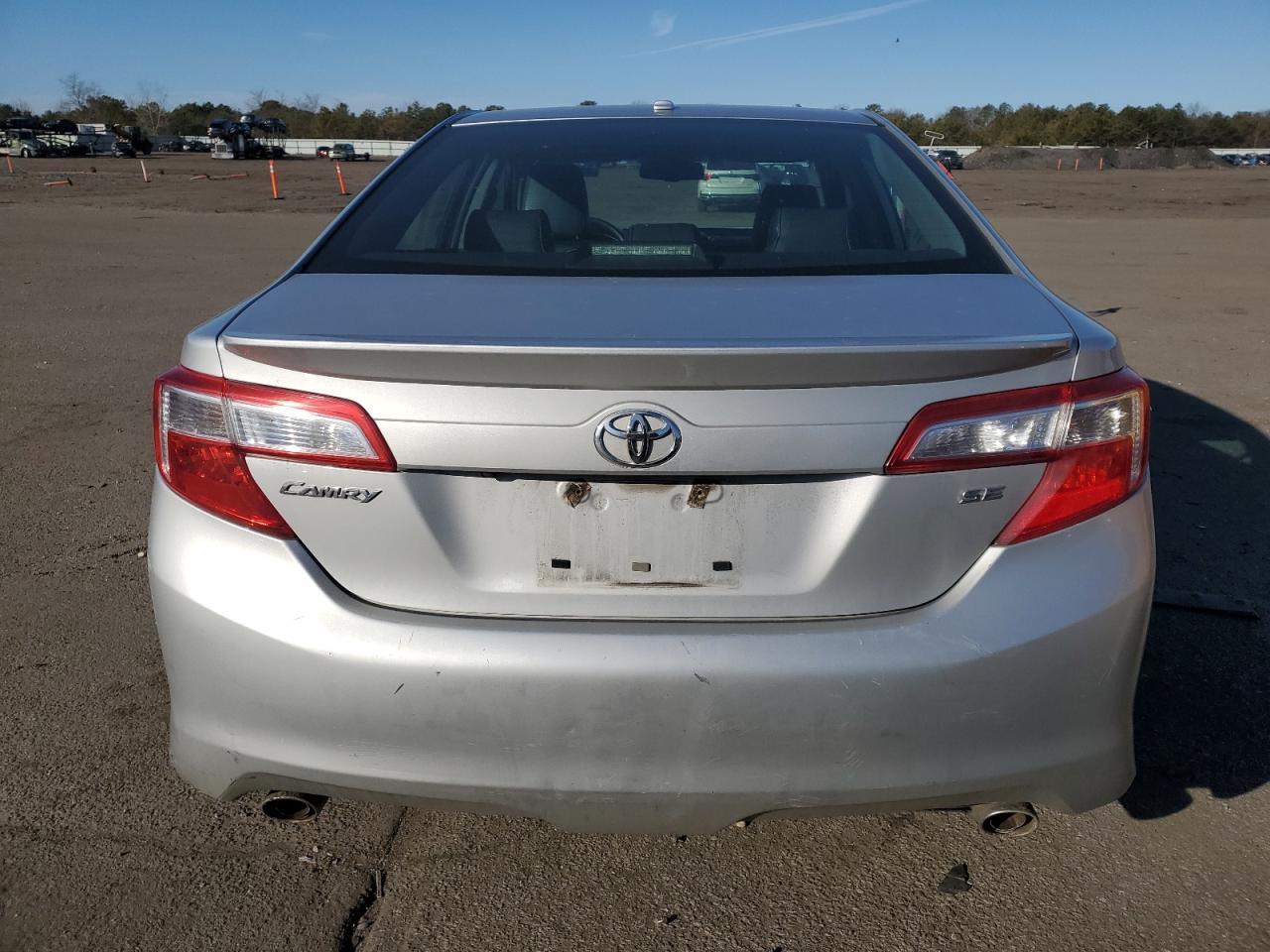 2012 TOYOTA CAMRY SE - Фото 6
