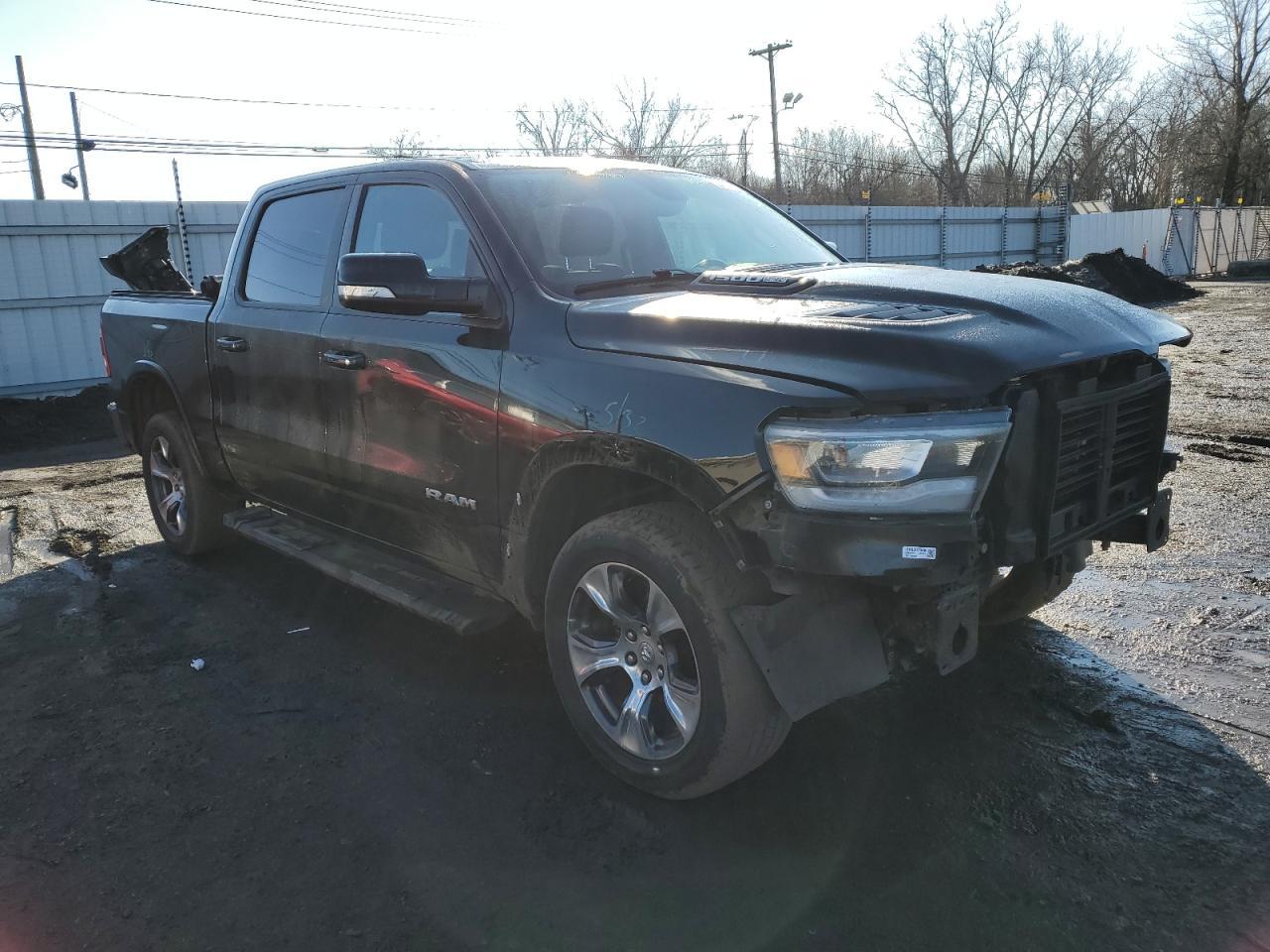 2019 RAM 1500 LARAM - Фото 4