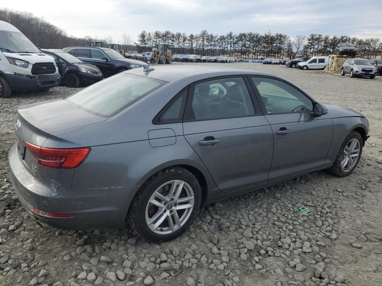 2017 AUDI A4 PREMIUM - Фото 3
