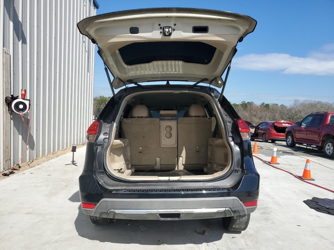 2017 NISSAN ROGUE S - Image 6