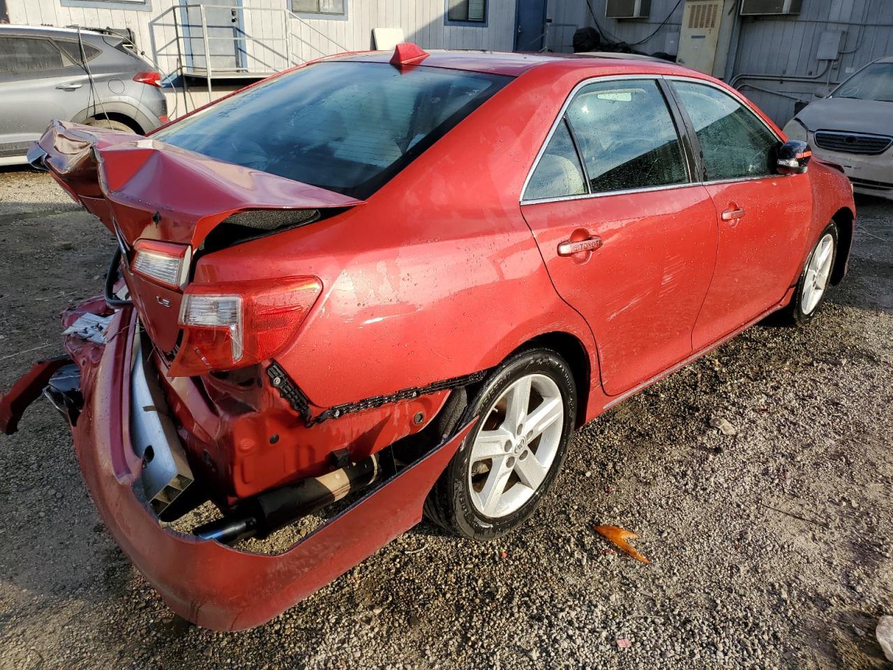 2013 TOYOTA CAMRY L - Image 3