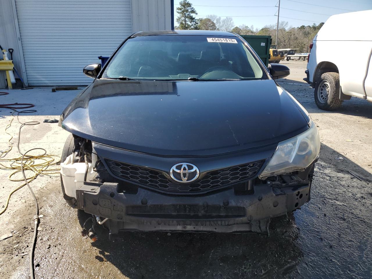 2014 TOYOTA CAMRY L - Image 5