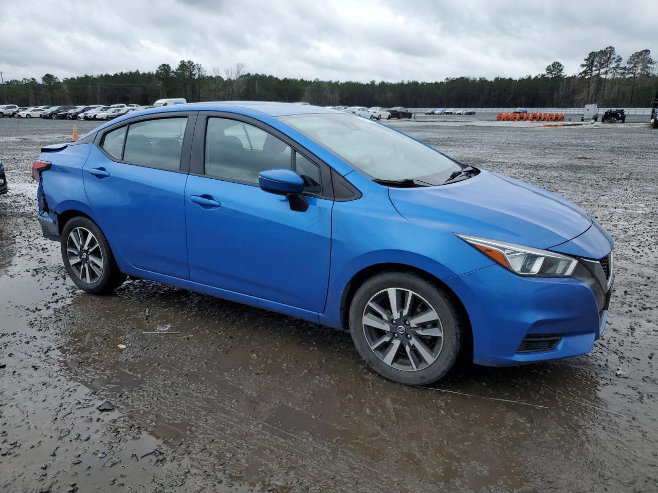 2021 NISSAN VERSA SV - Image 4