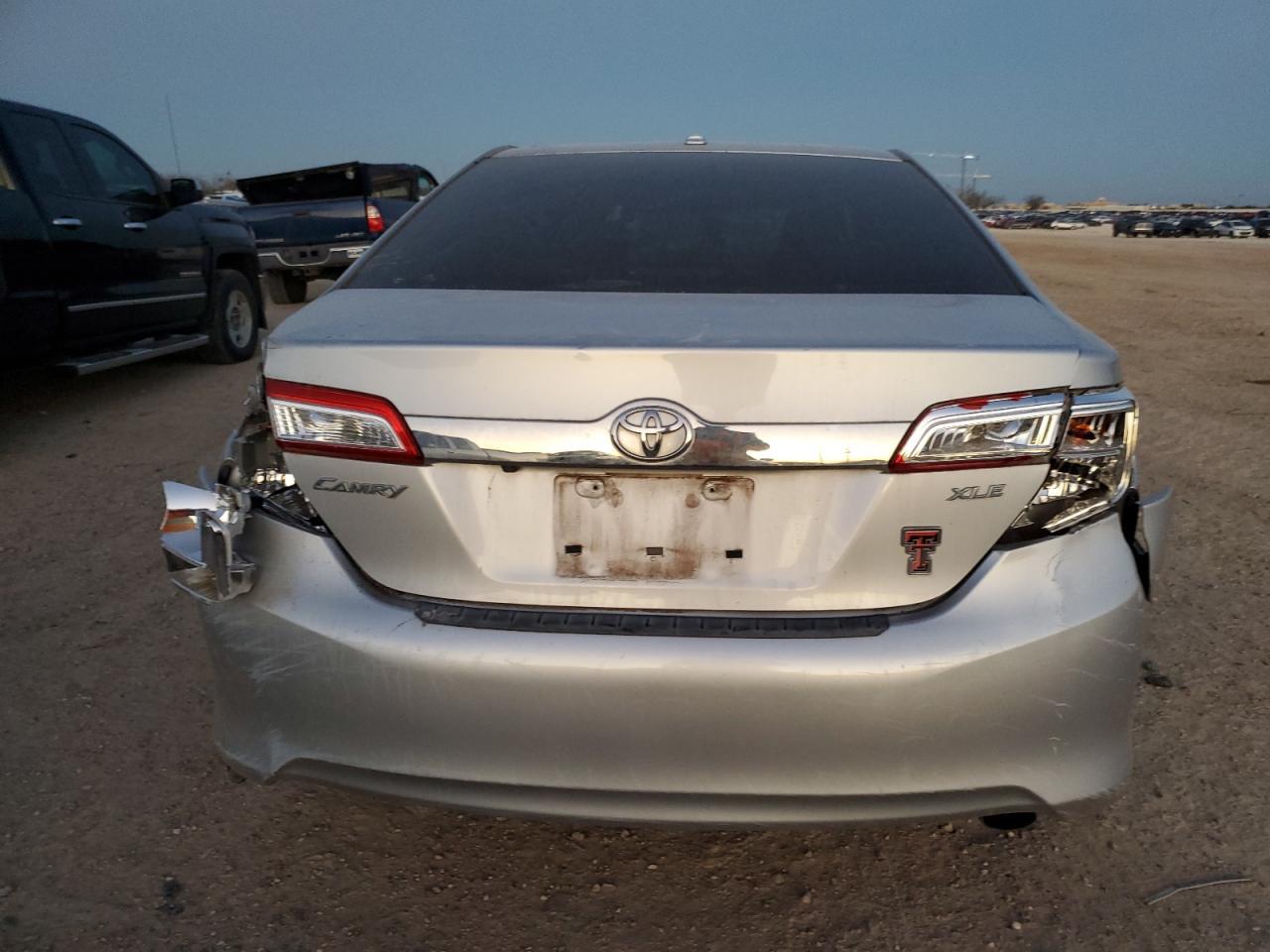 2014 TOYOTA CAMRY L - Фото 6