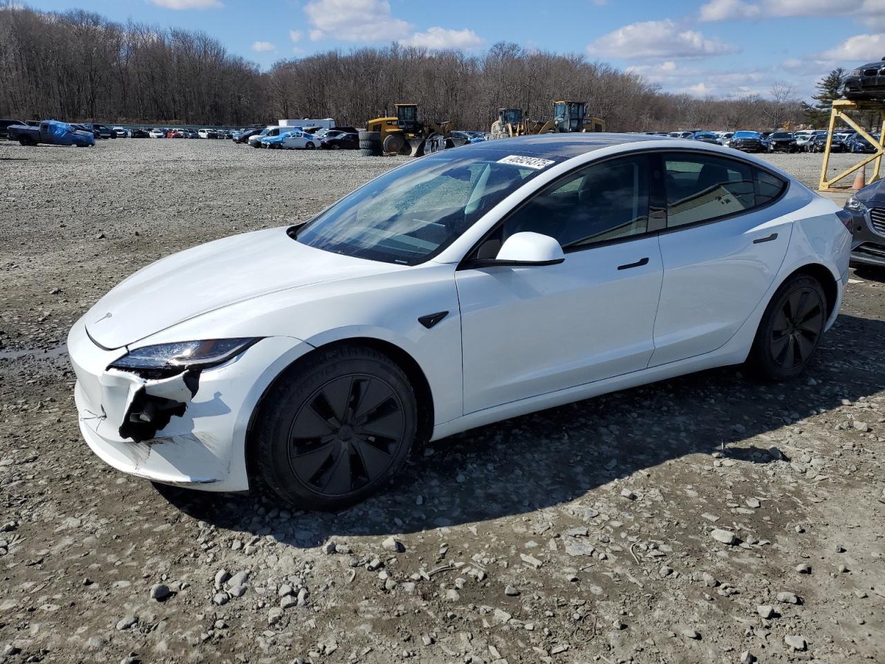 2024 TESLA MODEL 3