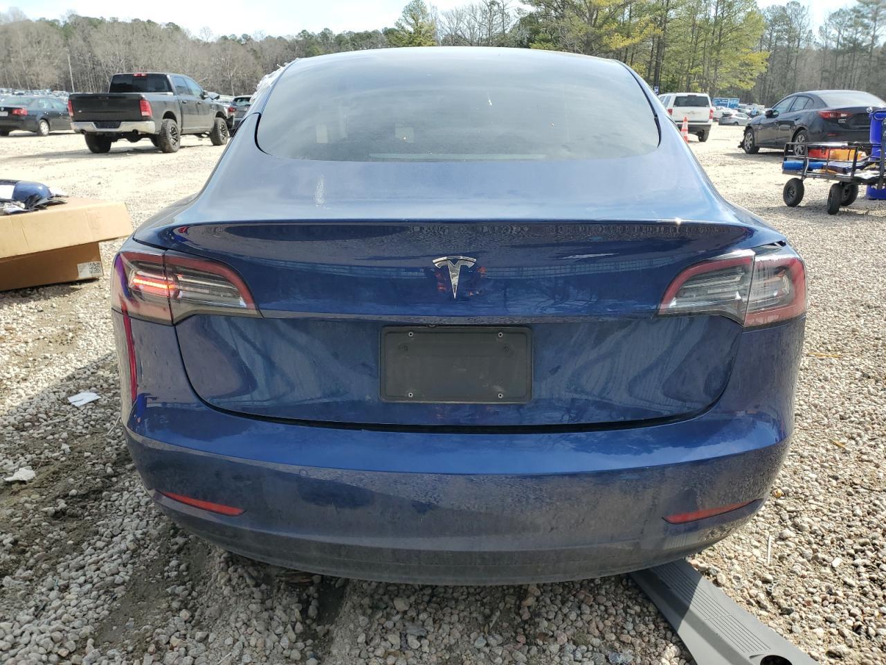 2021 TESLA MODEL 3 - Фото 6