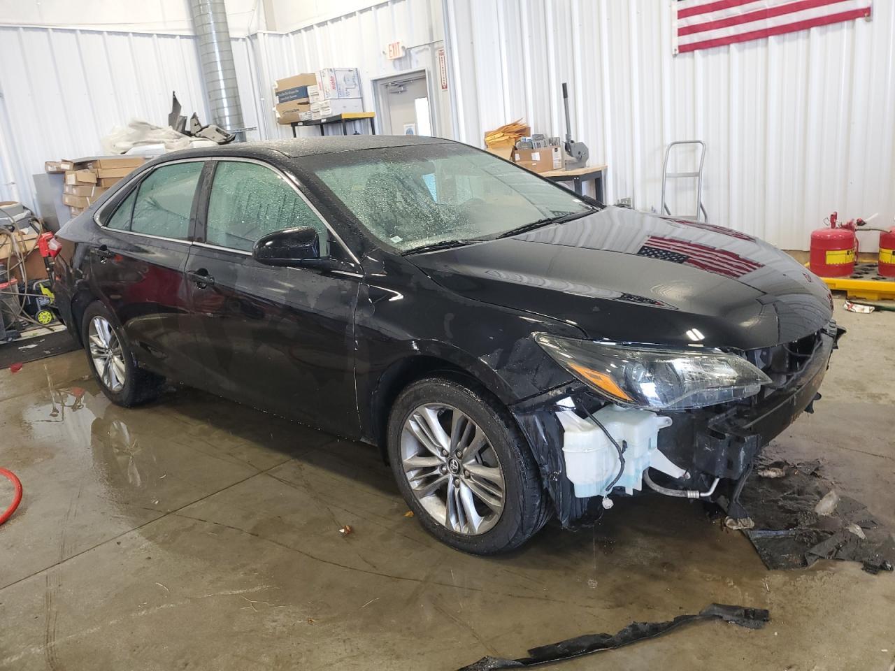 2017 TOYOTA CAMRY LE - Image 4