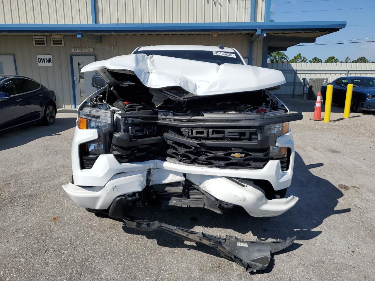 2023 CHEVROLET SILVERADO - Фото 5