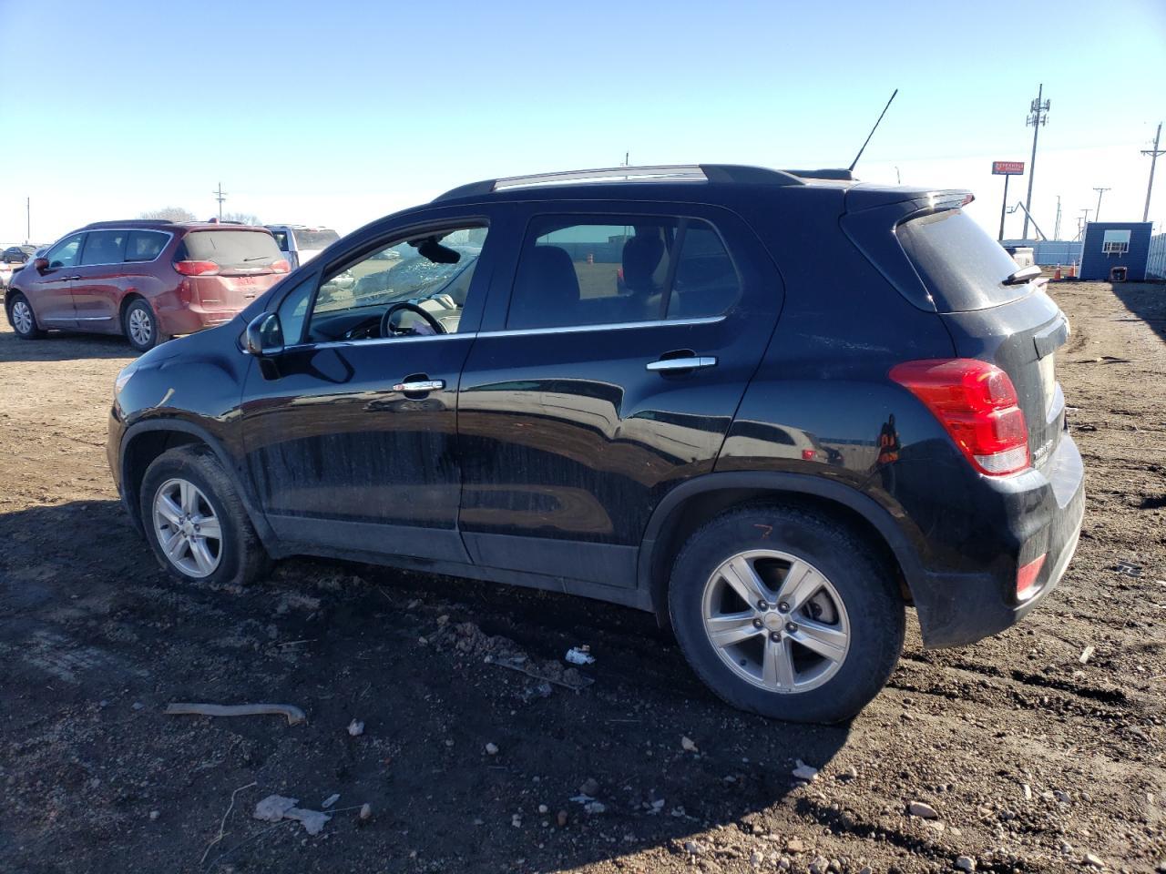2019 CHEVROLET TRAX 1LT - Фото 2