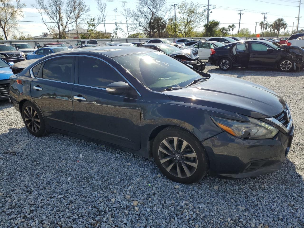 2017 NISSAN ALTIMA 2.5 - Image 4