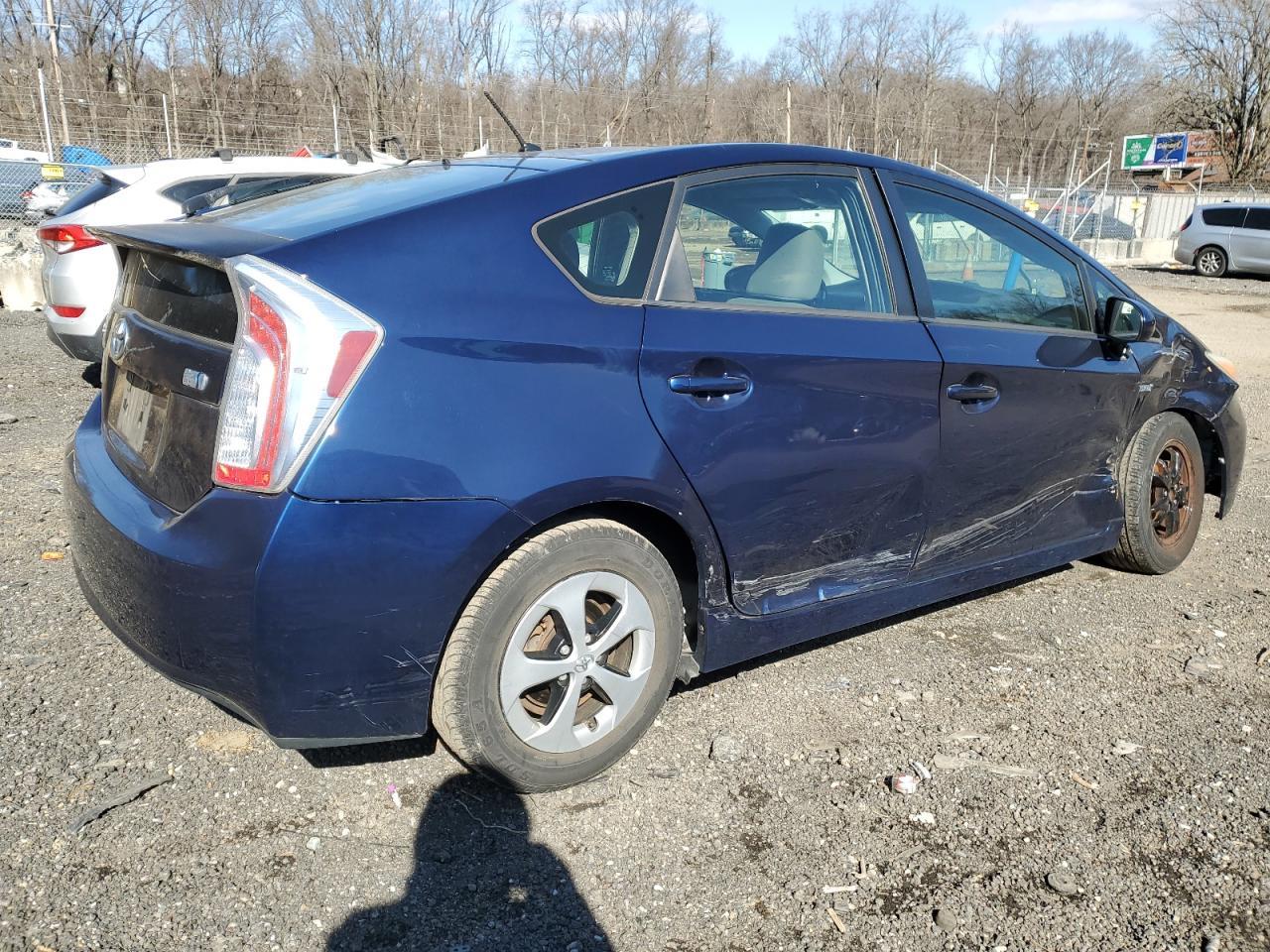 2013 TOYOTA PRIUS - Image 3