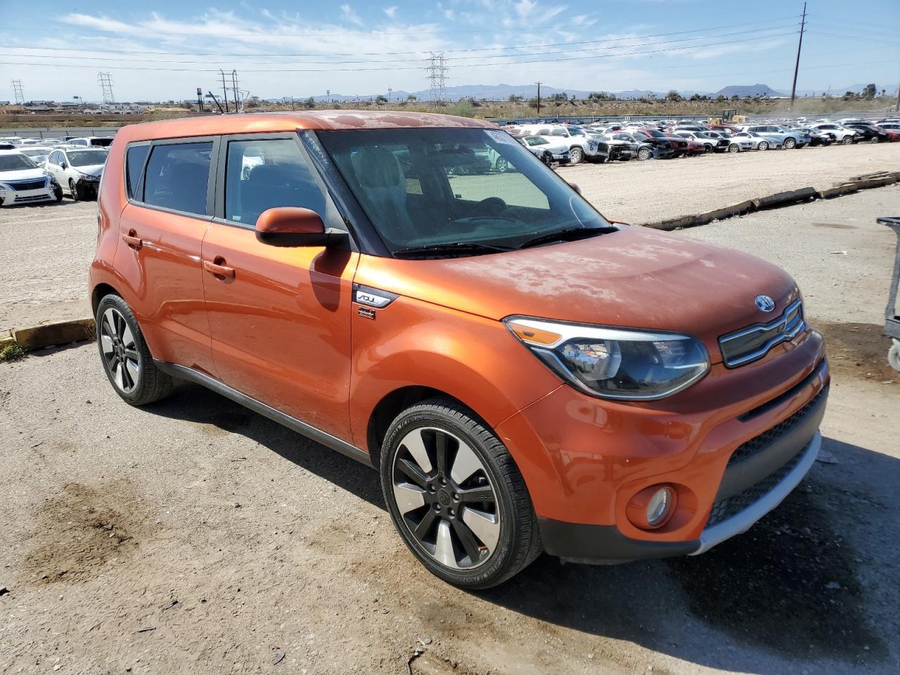 2019 KIA SOUL + - Image 4