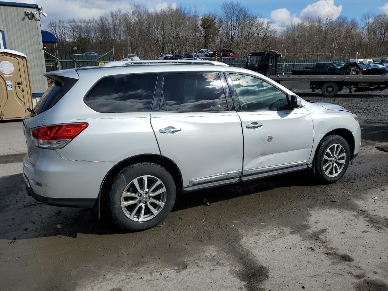 2013 NISSAN PATHFINDER - Фото 3