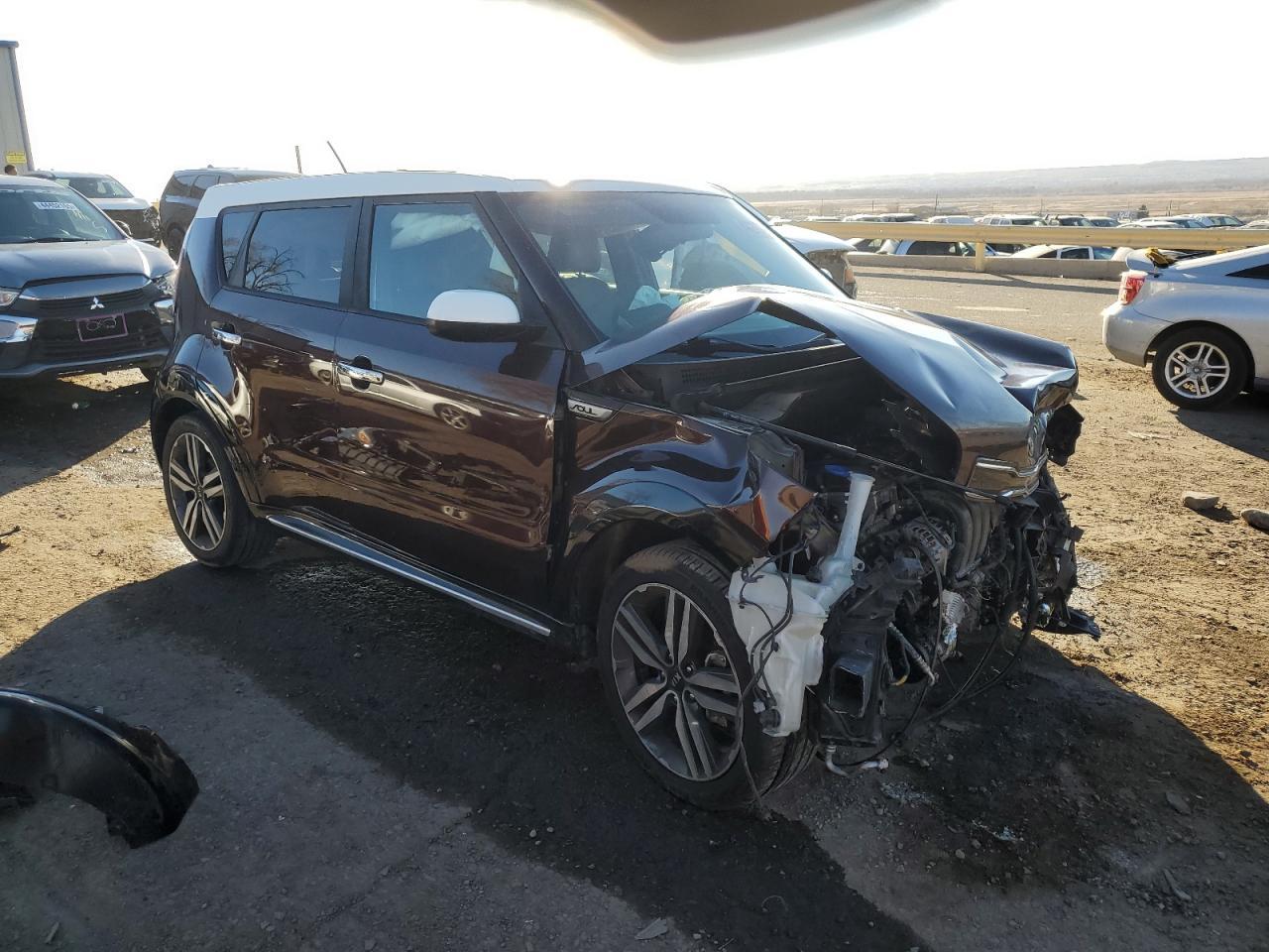 2017 KIA SOUL + - Image 4