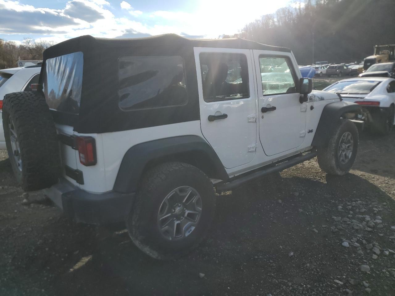 2015 JEEP WRANGLER U - Фото 3