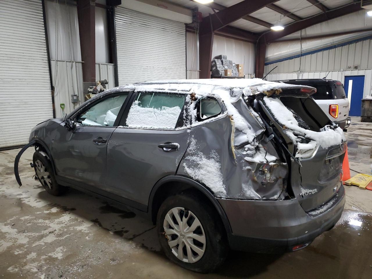 2016 NISSAN ROGUE S - Фото 2