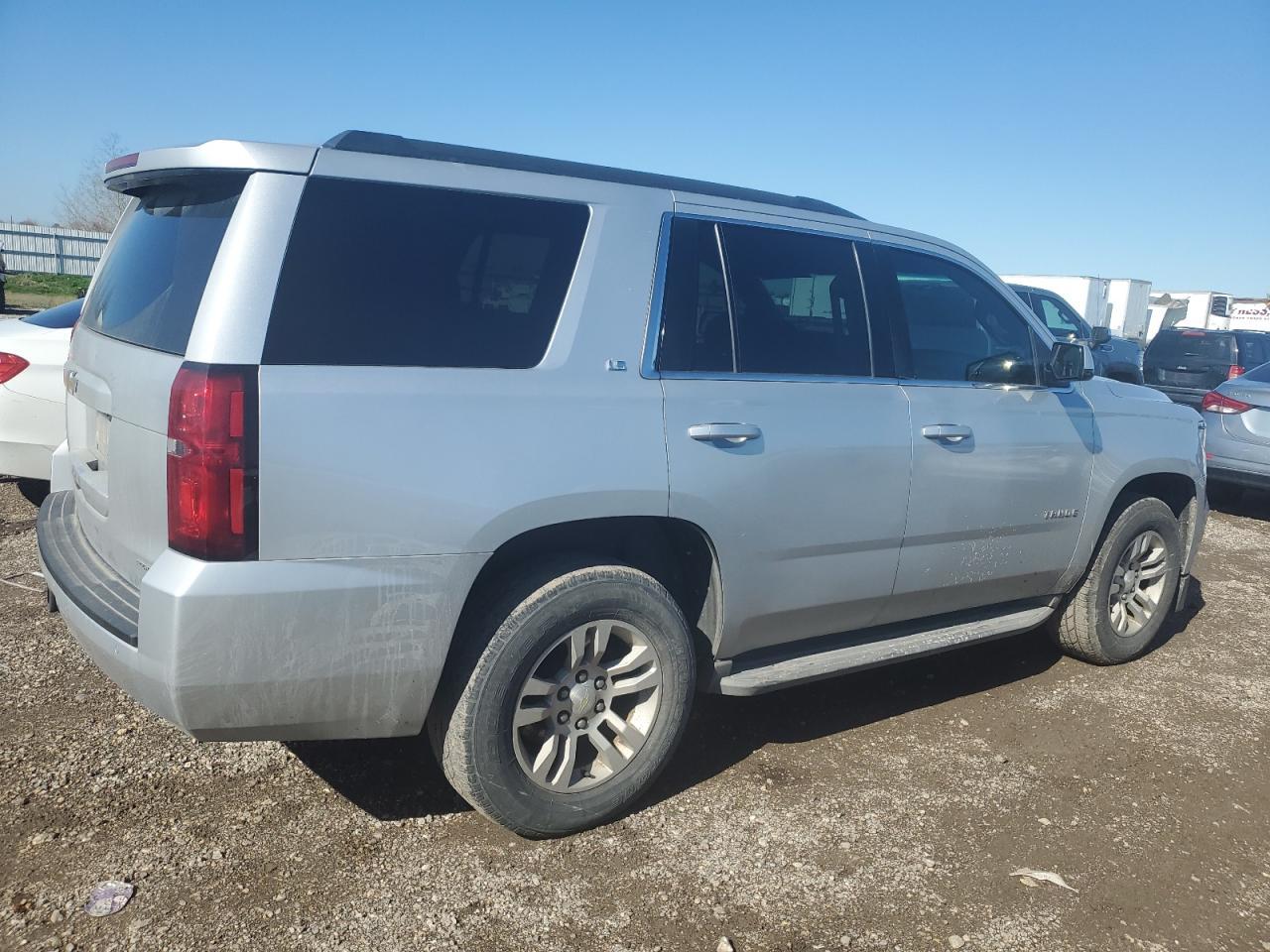 2015 CHEVROLET TAHOE C150 - Фото 3