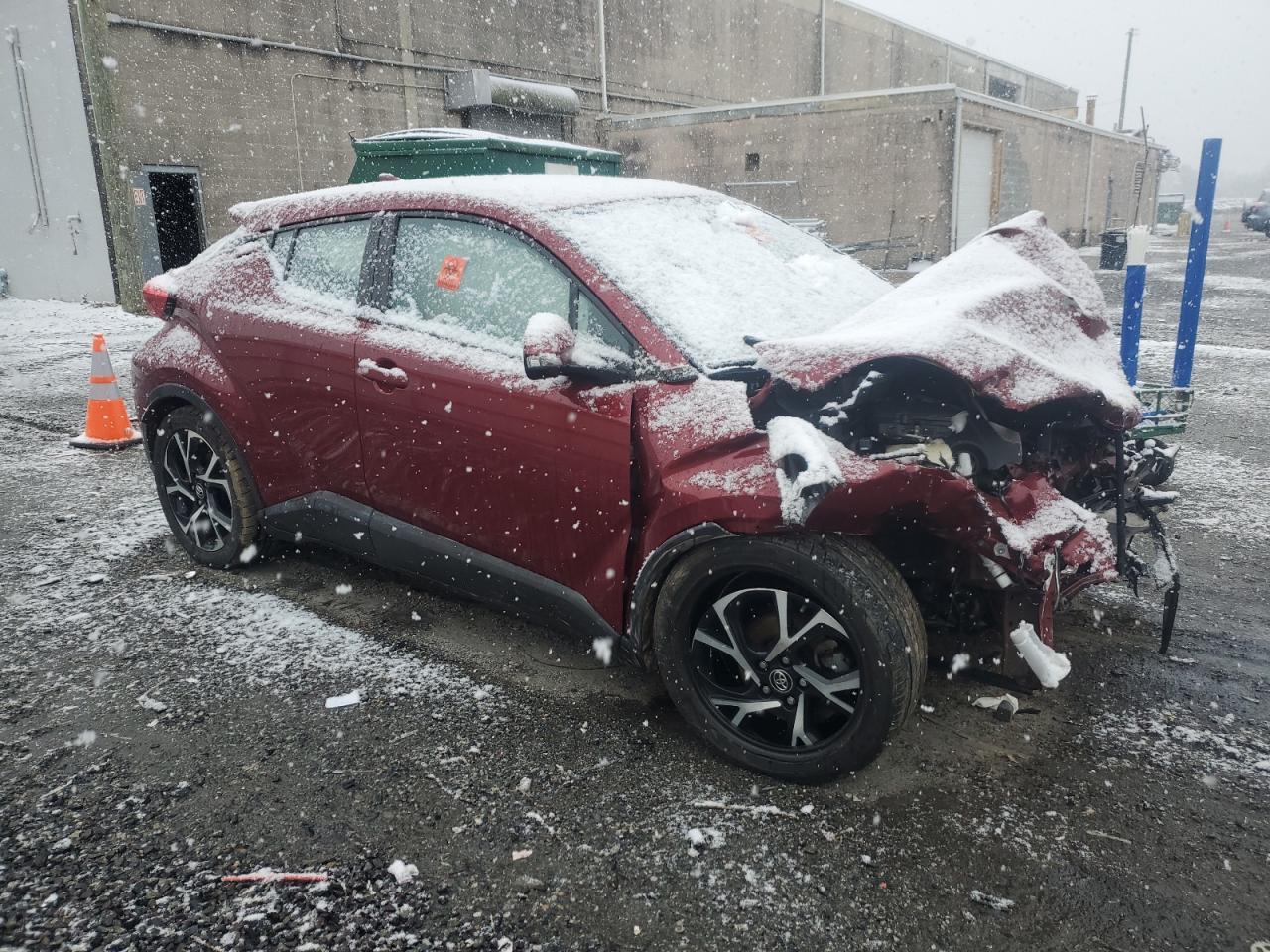 2018 TOYOTA C-HR XLE - Фото 4