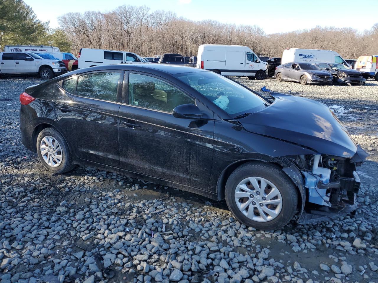 2018 HYUNDAI ELANTRA SE - Фото 4