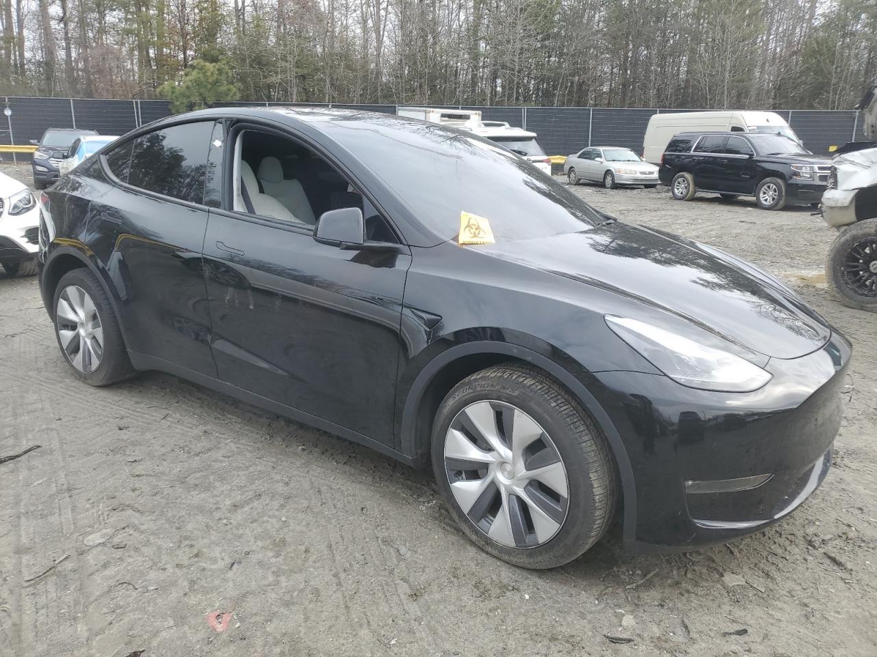 2024 TESLA MODEL Y - Image 4