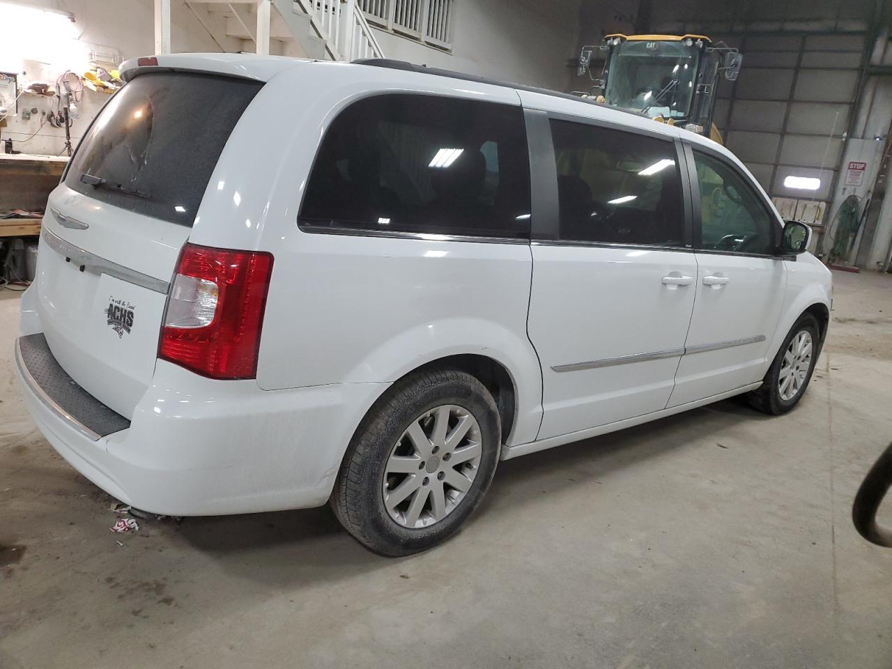 2014 CHRYSLER TOWN & COU - Фото 3