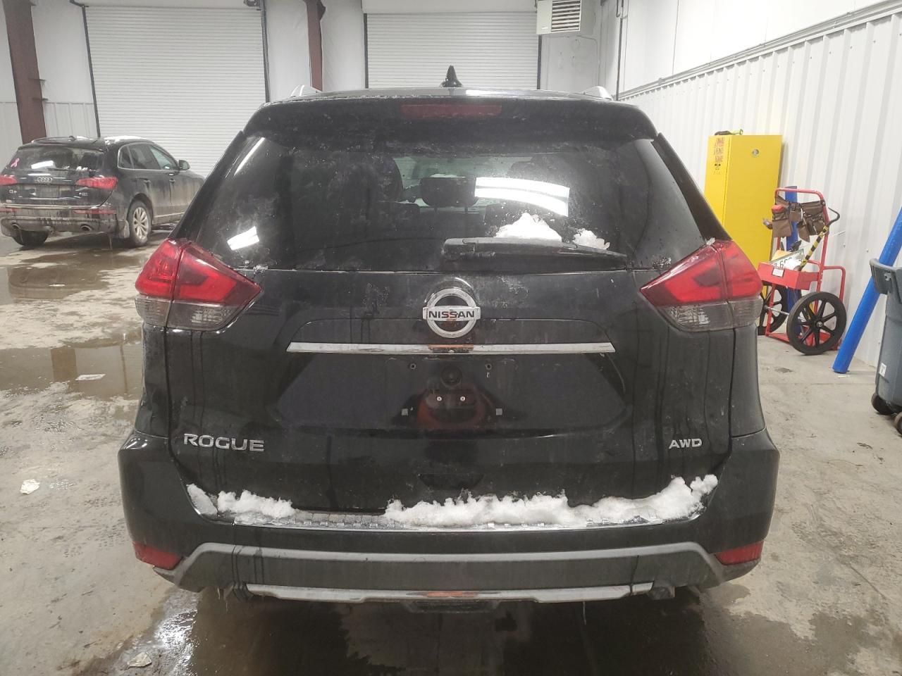 2017 NISSAN ROGUE S - Image 6