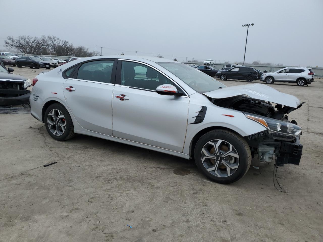 2021 KIA FORTE FE - Фото 4