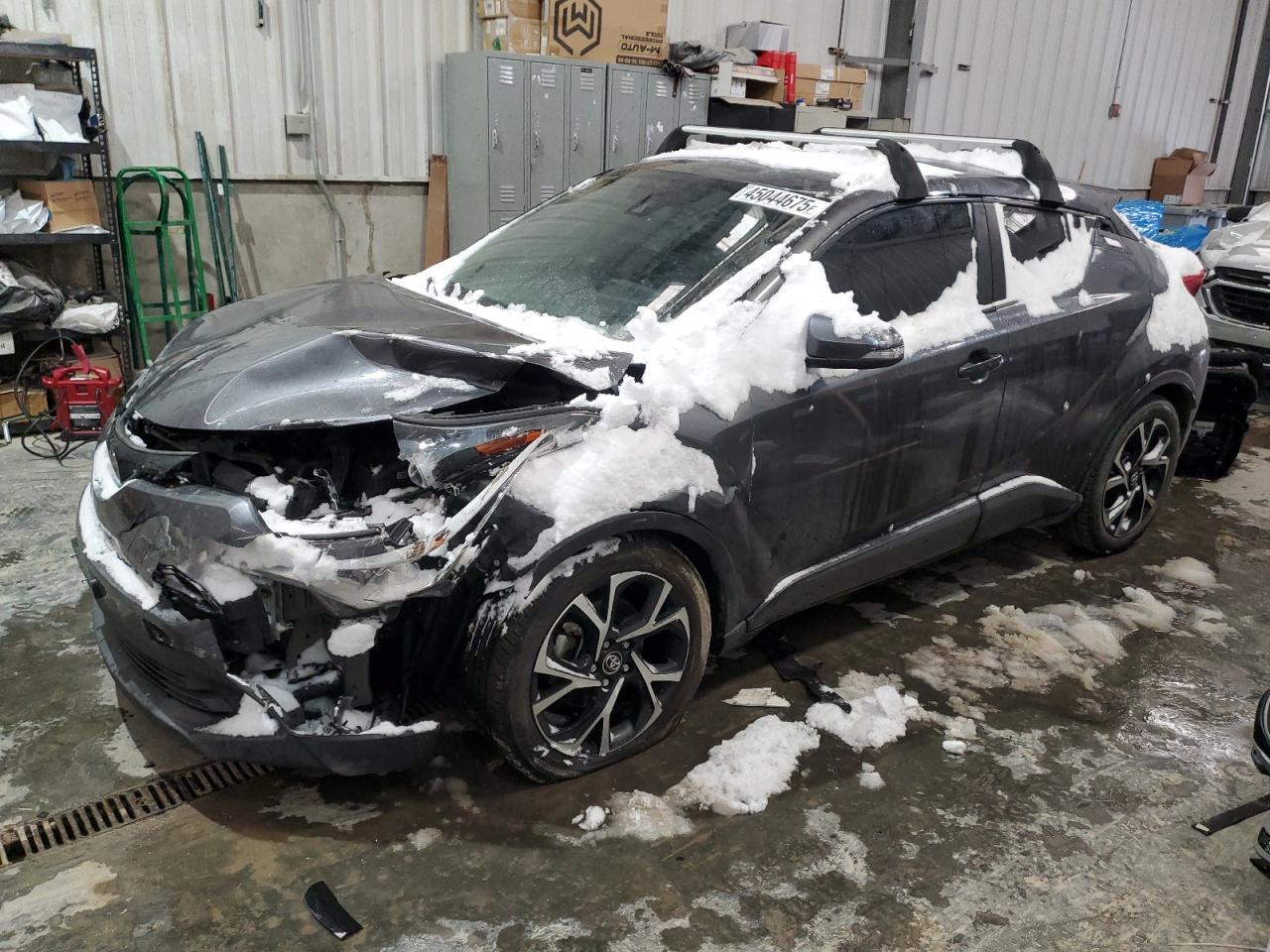 2018 TOYOTA C-HR XLE