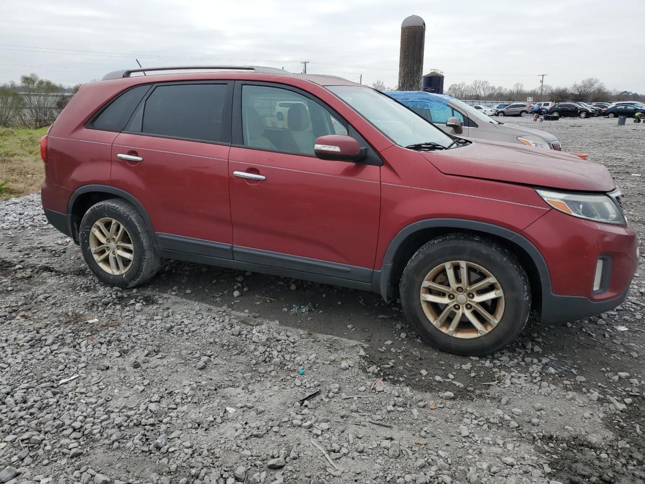 2015 KIA SORENTO LX - Image 4