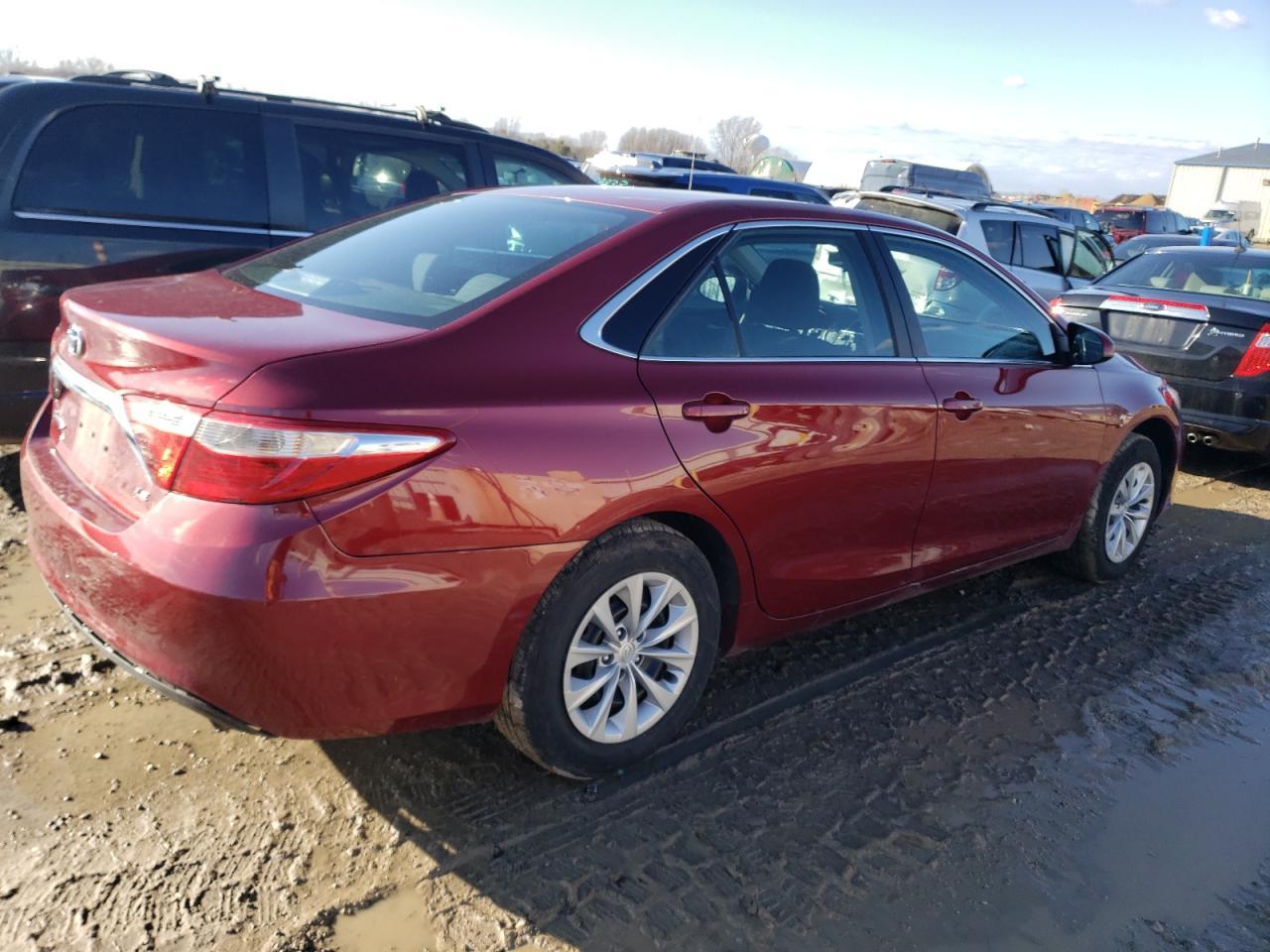 2017 TOYOTA CAMRY LE - Image 3