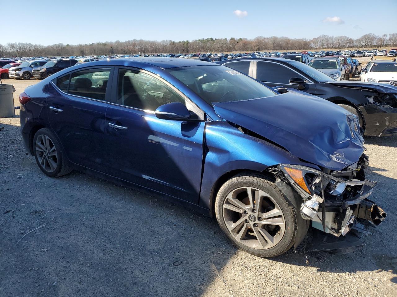 2017 HYUNDAI ELANTRA SE - Image 4