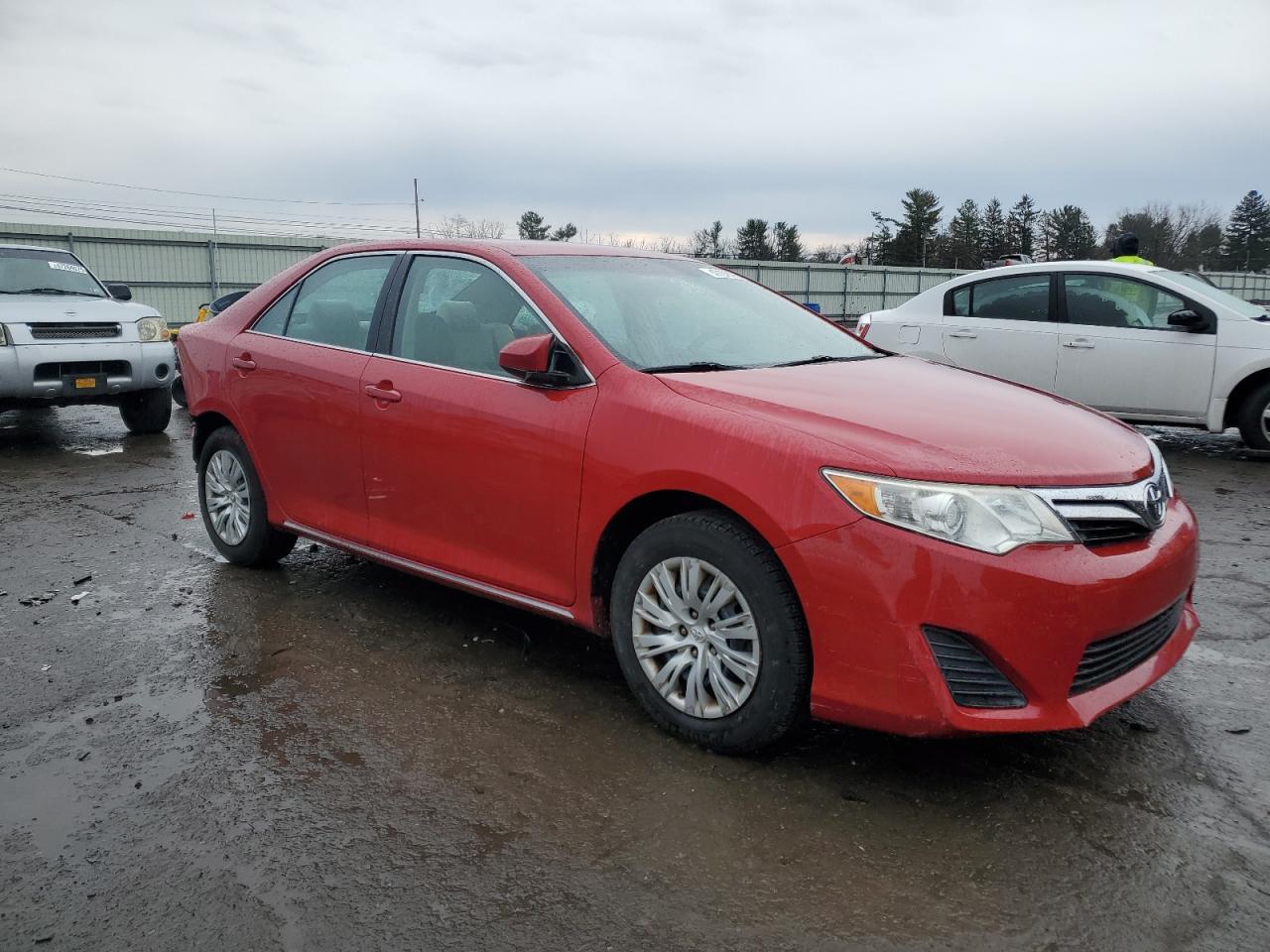 2014 TOYOTA CAMRY L - Image 4